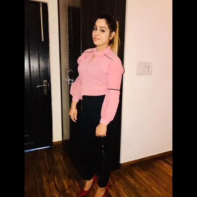 Call Girls in Khar